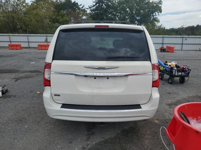 2C4RC1BG3DR583092 - 2013 CHRYSLER TOWN & COU TOURING WHITE photo 6