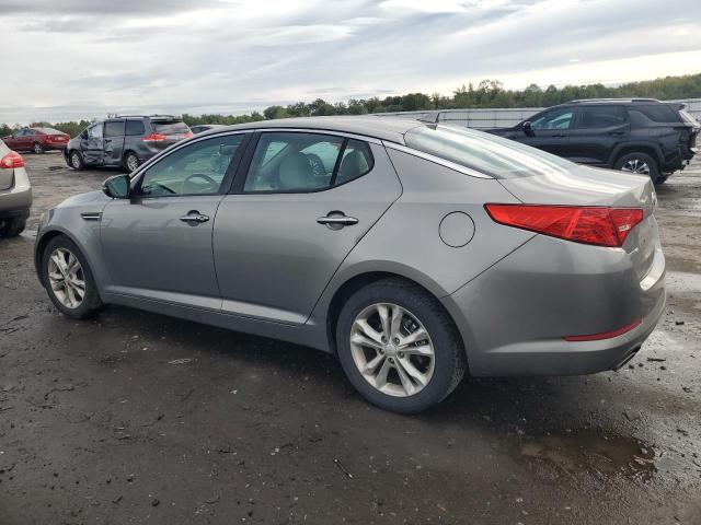 5XXGN4A74CG026770 - 2012 KIA OPTIMA EX 灰色 照片 2
