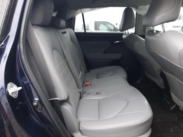 5TDGZRBH7NS564051 - 2022 TOYOTA HIGHLANDER XLE BLUE photo 11