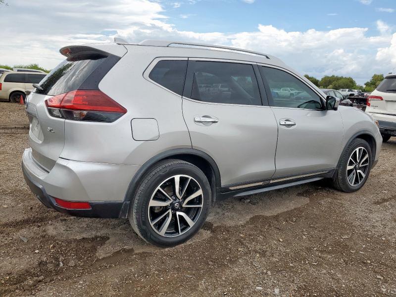 JN8AT2MT2JW468018 - 2018 NISSAN ROGUE S 银色 照片 3