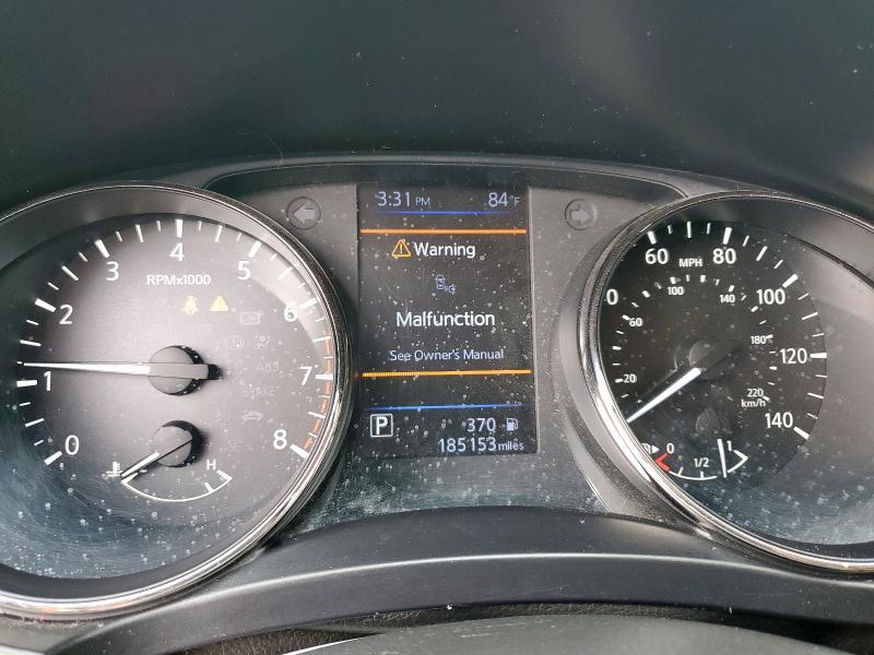 JN8AT2MT2JW468018 - 2018 NISSAN ROGUE S 银色 照片 9