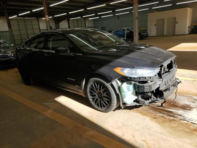 3FA6P0LUXKR119235 - 2019 FORD FUSION SE BLACK photo 4