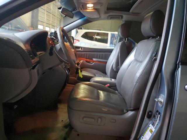 5TDBK22C88S018423 - 2008 TOYOTA SIENNA XLE 灰色 照片 7