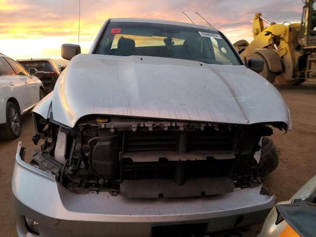 1C6RR7FT2FS680916 - 2015 RAM 1500 ST SILVER photo 5