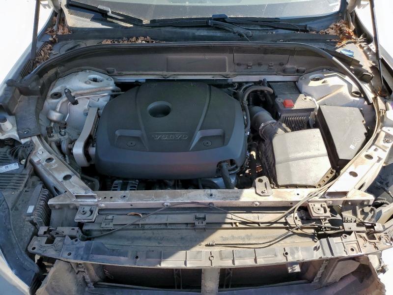 LYV102RKXKB186768 - 2019 VOLVO XC60 T5 Blanc photo 11