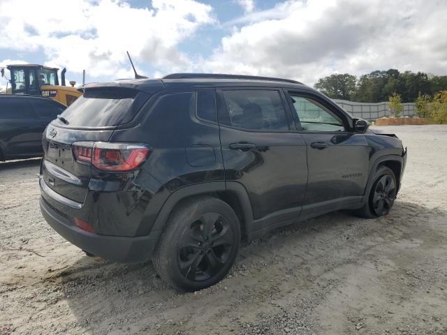 3C4NJCBB5KT676730 - 2019 JEEP COMPASS LATITUDE Czarny zdjęcie 3