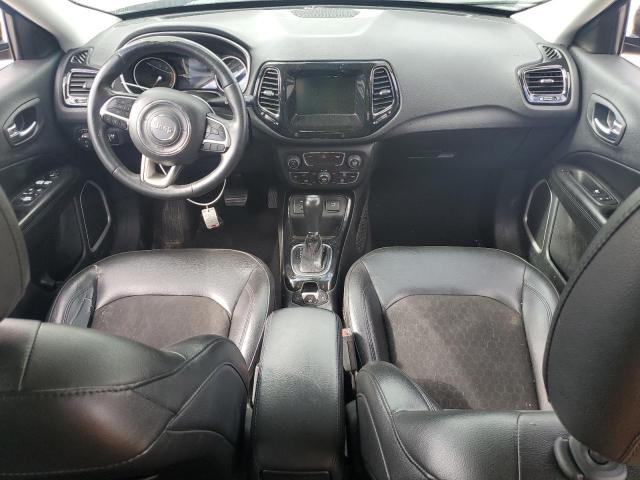 3C4NJCBB5KT676730 - 2019 JEEP COMPASS LATITUDE Czarny zdjęcie 8