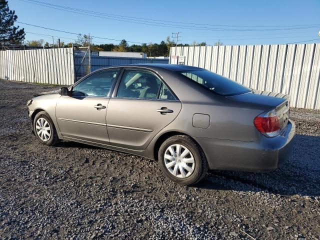 4T1BE32K15U619177 - 2005 TOYOTA CAMRY LE GRAY photo 2