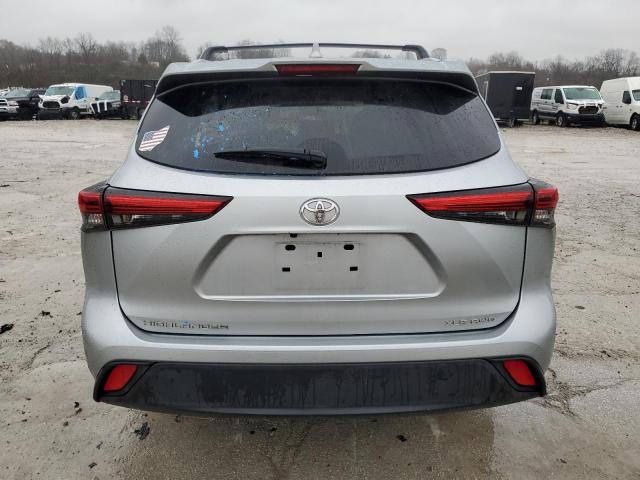 5TDGZRBH5NS561228 - 2022 TOYOTA HIGHLANDER XLE 银色 照片 6