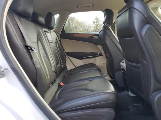 5LMCJ2D90GUJ12856 - 2016 LINCOLN MKC SELECT თეთრი ფოტო 11
