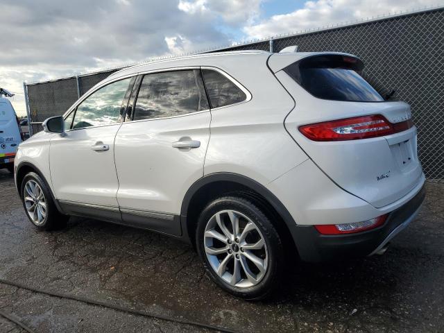 5LMCJ2D90GUJ12856 - 2016 LINCOLN MKC SELECT თეთრი ფოტო 2