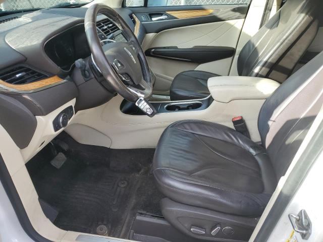 5LMCJ2D90GUJ12856 - 2016 LINCOLN MKC SELECT თეთრი ფოტო 7
