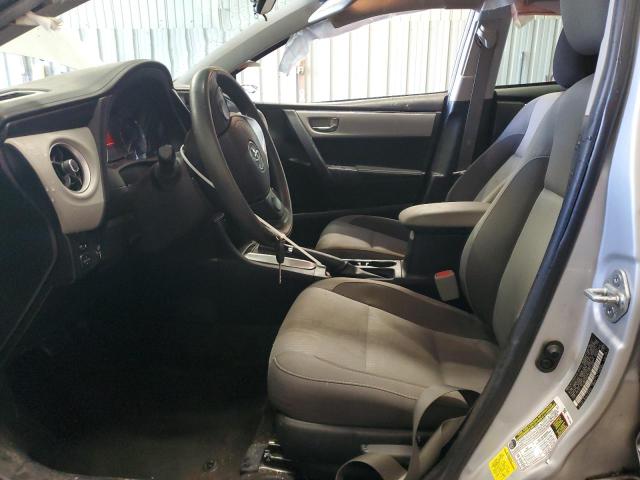 2T1BURHE0JC022900 - 2018 TOYOTA COROLLA L Gümüş foto 7