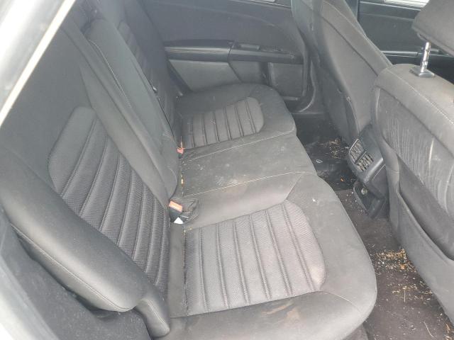 3FA6P0LU5KR110619 - 2019 FORD FUSION SE Күміс фото 10