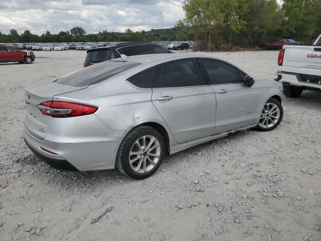 3FA6P0LU5KR110619 - 2019 FORD FUSION SE Күміс фото 3