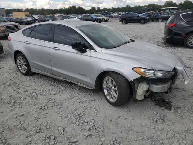 3FA6P0LU5KR110619 - 2019 FORD FUSION SE Күміс фото 4