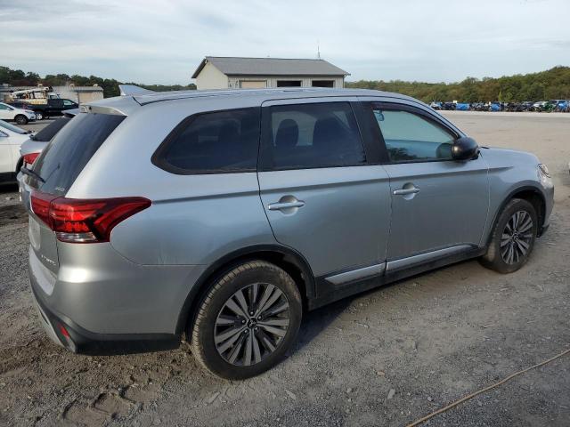 JA4AZ3A31KZ055666 - 2019 MITSUBISHI OUTLANDER SE SILVER photo 3