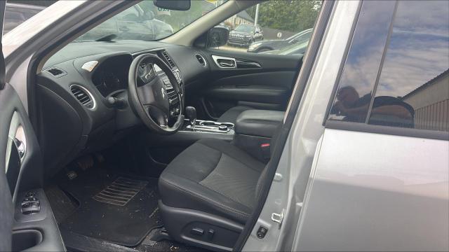 5N1DR2MM4JC661302 - 2018 NISSAN PATHFINDER S ვერცხლისფერი ფოტო 5