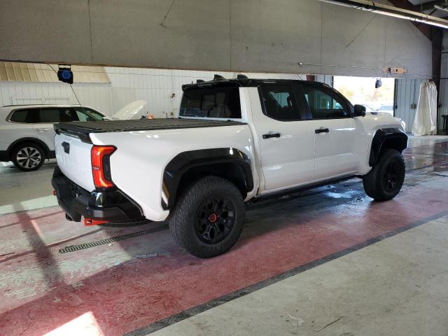 3TYLC5LN8ST022034 - 2025 TOYOTA TACOMA DOUBLE CAB Weiß Foto 3