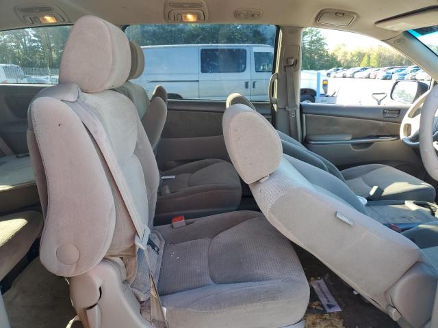 5TDZA23C26S553986 - 2006 TOYOTA SIENNA CE SILVER photo 10