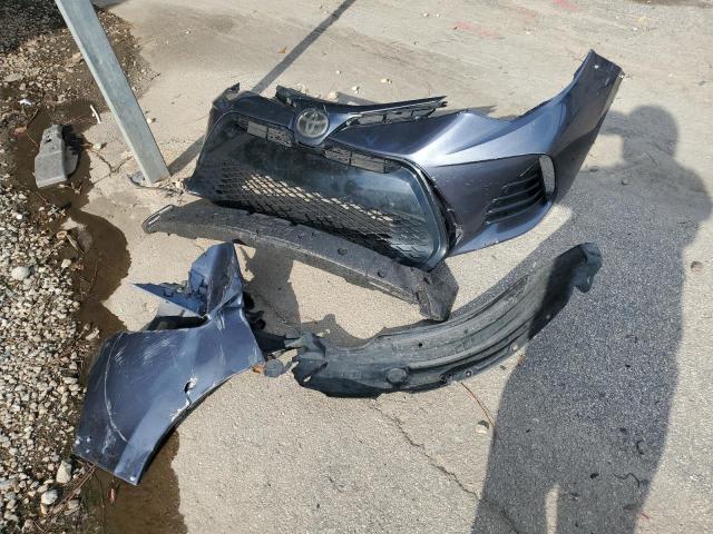 2T1BURHE1JC970772 - 2018 TOYOTA COROLLA L Grafit foto 12