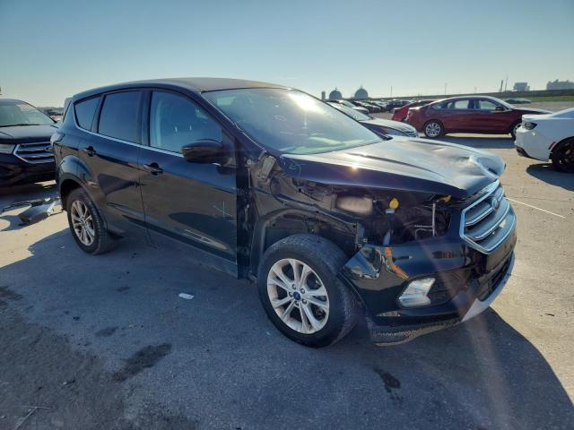 1FMCU0G91HUD44720 - 2017 FORD ESCAPE SE BLACK photo 4