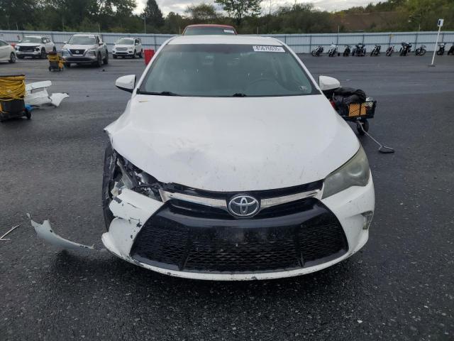 4T1BF1FK8FU102083 - 2015 TOYOTA CAMRY LE WHITE photo 5