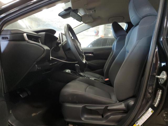 5YFEPRAE7LP088765 - 2020 TOYOTA COROLLA LE 黑色 照片 7