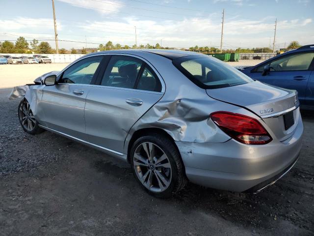 55SWF4KB8HU213630 - 2017 MERCEDES-BENZ C 300 4MATIC SILVER photo 2
