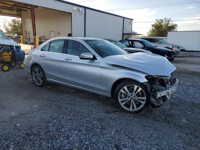 55SWF4KB8HU213630 - 2017 MERCEDES-BENZ C 300 4MATIC SILVER photo 4