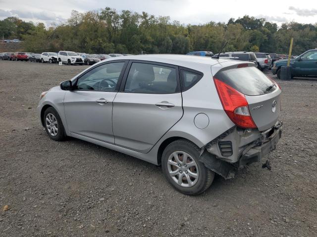 KMHCT5AE7DU131061 - 2013 HYUNDAI ACCENT GLS Күміс фото 2