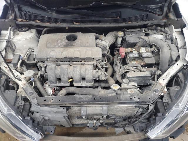 3N1AB7AP7JY243172 - 2018 NISSAN SENTRA S 白色 照片 11