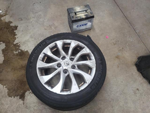 3N1AB7AP7JY243172 - 2018 NISSAN SENTRA S 白色 照片 12