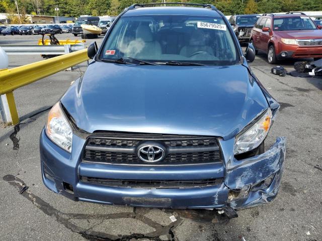 2T3BF4DV9AW034049 - 2010 TOYOTA RAV4 Blau Foto 5