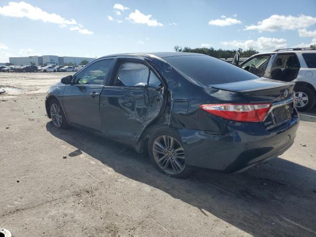 4T1BF1FK0FU477238 - 2015 TOYOTA CAMRY LE BLUE photo 2