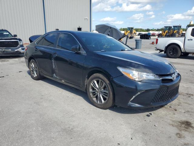 4T1BF1FK0FU477238 - 2015 TOYOTA CAMRY LE BLUE photo 4