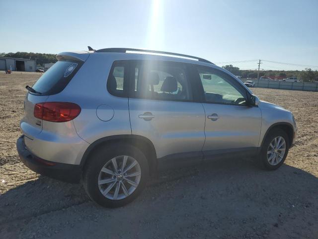 WVGBV7AX8HK054544 - 2017 VOLKSWAGEN TIGUAN S 白色 照片 3