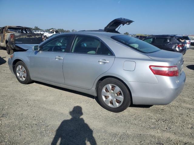 4T1BE46K07U168388 - 2007 TOYOTA CAMRY CE Күміс фото 2