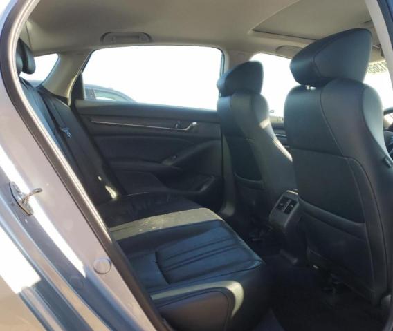 1HGCV1F51JA013733 - 2018 HONDA ACCORD EXL SILVER photo 10