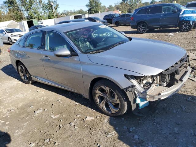 1HGCV1F51JA013733 - 2018 HONDA ACCORD EXL SILVER photo 4