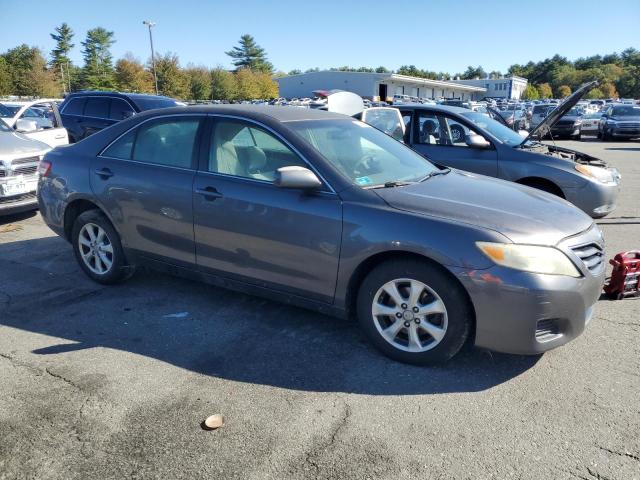 4T4BF3EK2BR168691 - 2011 TOYOTA CAMRY BASE GRAY photo 4