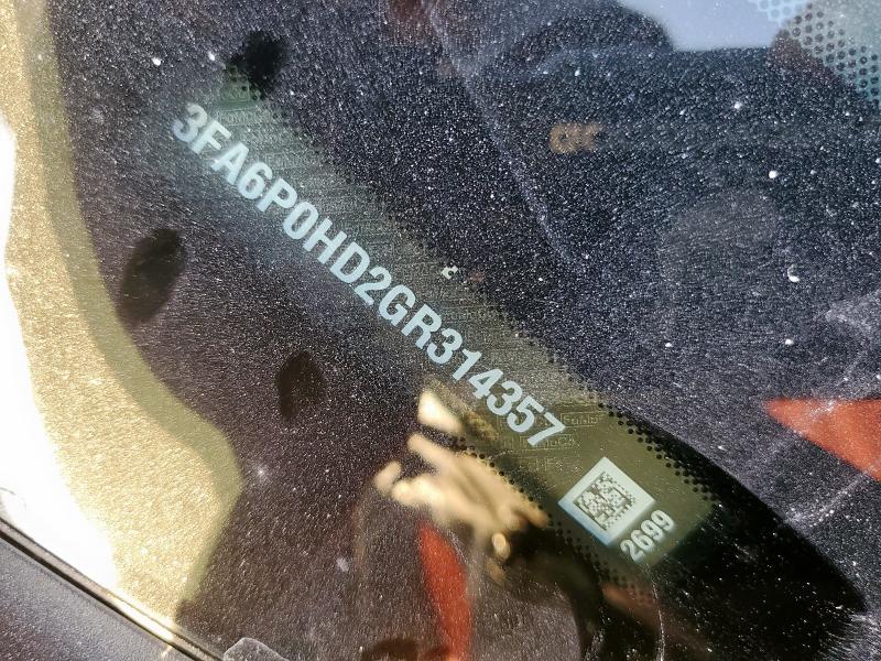 3FA6P0HD2GR314357 - 2016 FORD FUSION SE BLACK photo 12