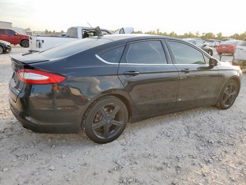 3FA6P0HD2GR314357 - 2016 FORD FUSION SE BLACK photo 3
