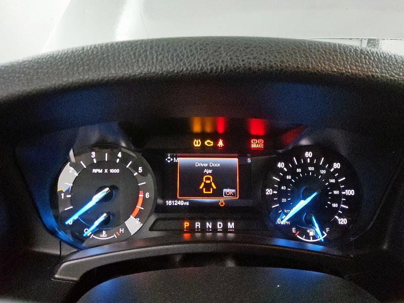 1FMJU1HT7GEF12974 - 2016 FORD EXPEDITION XLT ვერცხლისფერი ფოტო 9