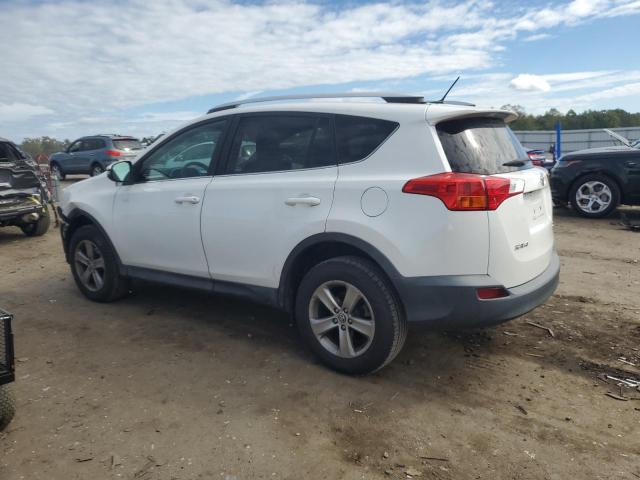2T3WFREV2FW135440 - 2015 TOYOTA RAV4 XLE WHITE photo 2