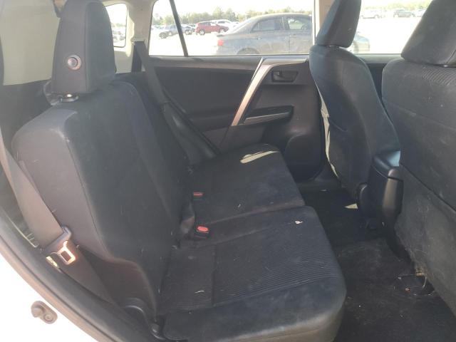 JTMZFREV4HJ130819 - 2017 TOYOTA RAV4 LE WHITE photo 11