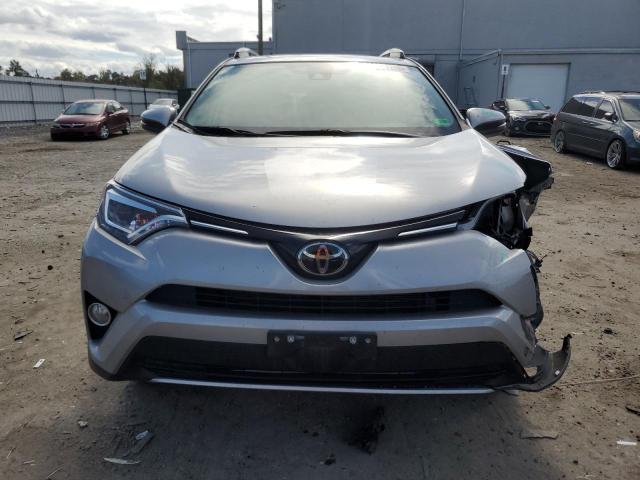 2T3DFREV3JW762891 - 2018 TOYOTA RAV4 LIMITED فضي صورة 5