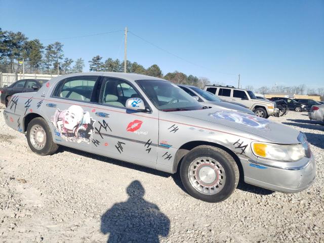 1LNHM81W01Y655573 - 2001 LINCOLN TOWN CAR EXECUTIVE Silber Foto 4