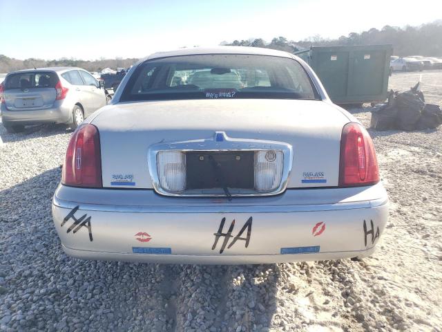 1LNHM81W01Y655573 - 2001 LINCOLN TOWN CAR EXECUTIVE Silber Foto 6