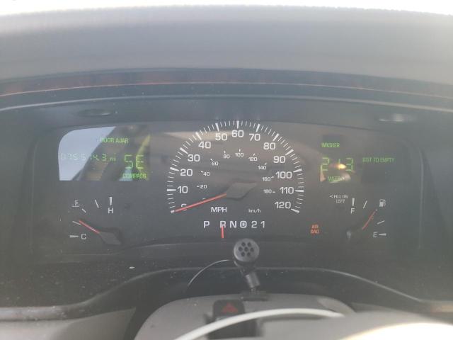 1LNHM81W01Y655573 - 2001 LINCOLN TOWN CAR EXECUTIVE Silber Foto 9